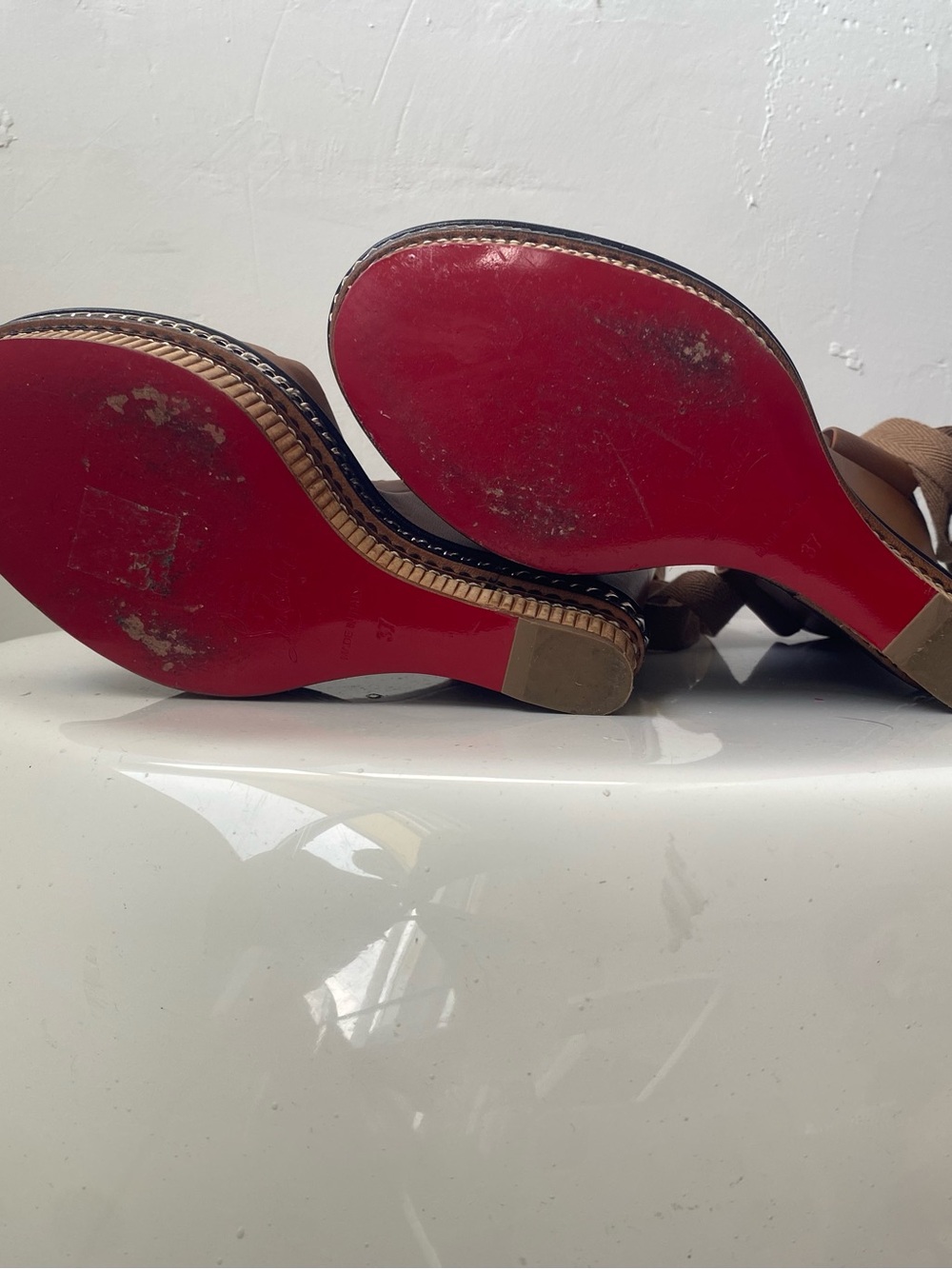 Christian Louboutin Brown Leather Platform Sandals with Chain Trim - Picture 7 of 7